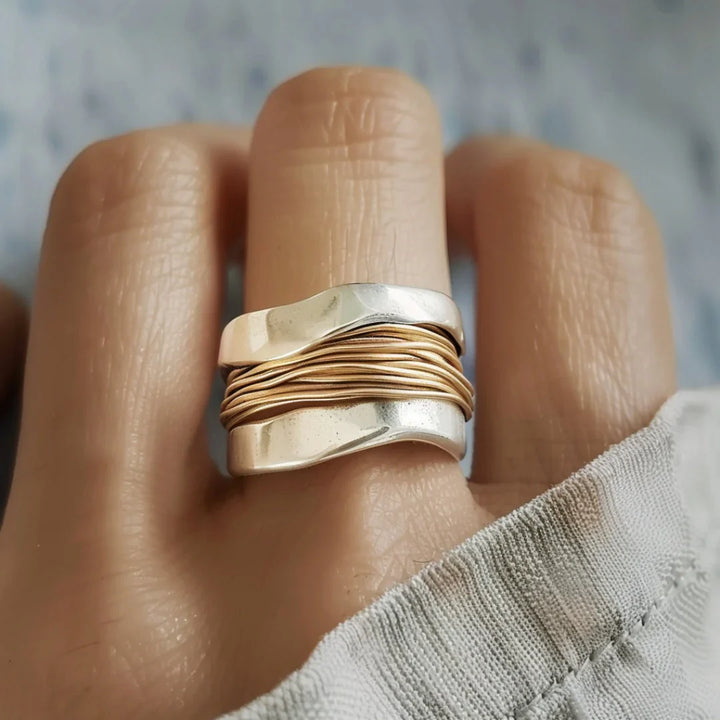 Isla™ | Two-Tone Thread Ring