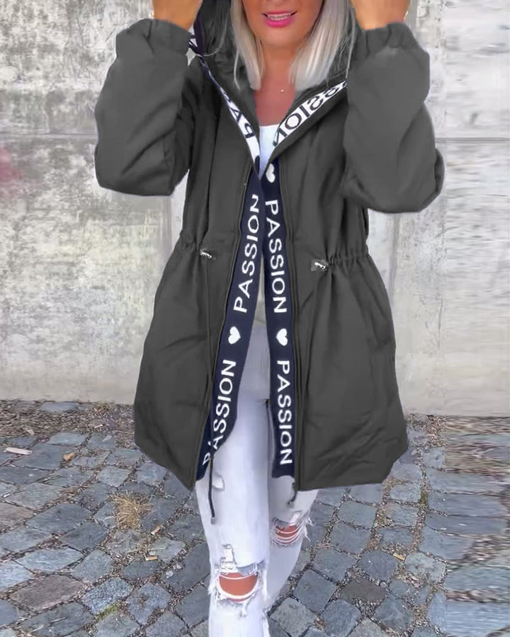 Amicie - Chic Hooded Trench Coat