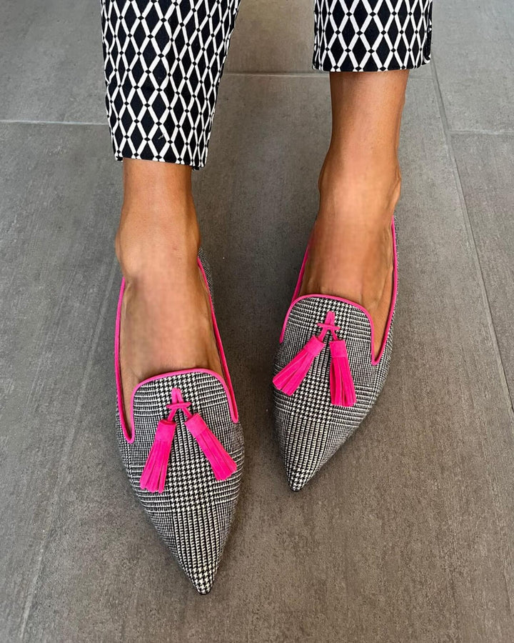 NADINE | Elegant pointed-toe loafers with a comfortable tassel