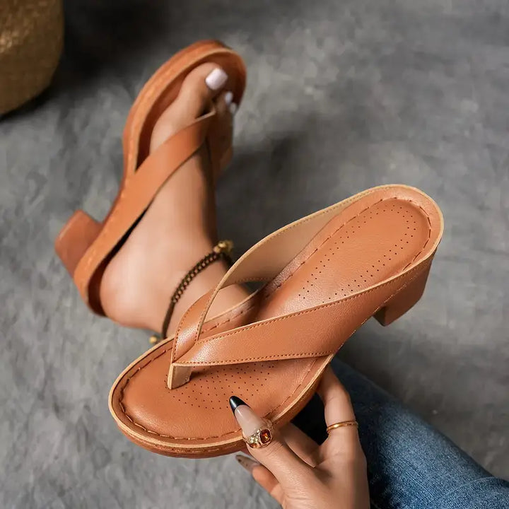 Amy | Orthopedic Slipper with Heel