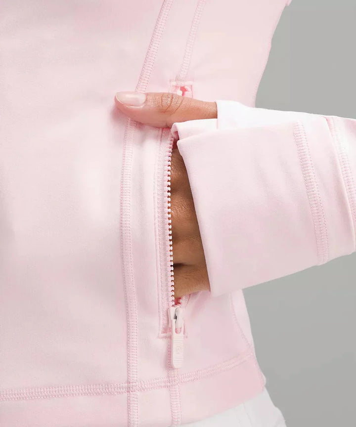 Ivelyn™ | Timeless Outer Charm