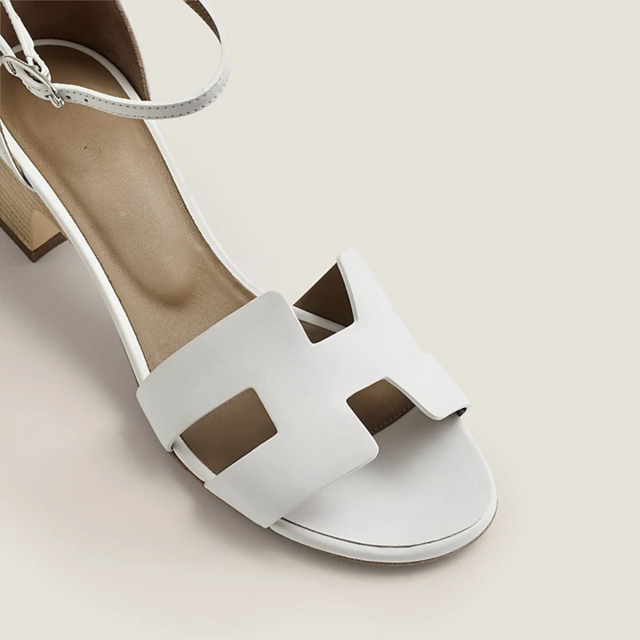 CHLOÉ | Elegant, Luxurious Sandals for Special Occasions