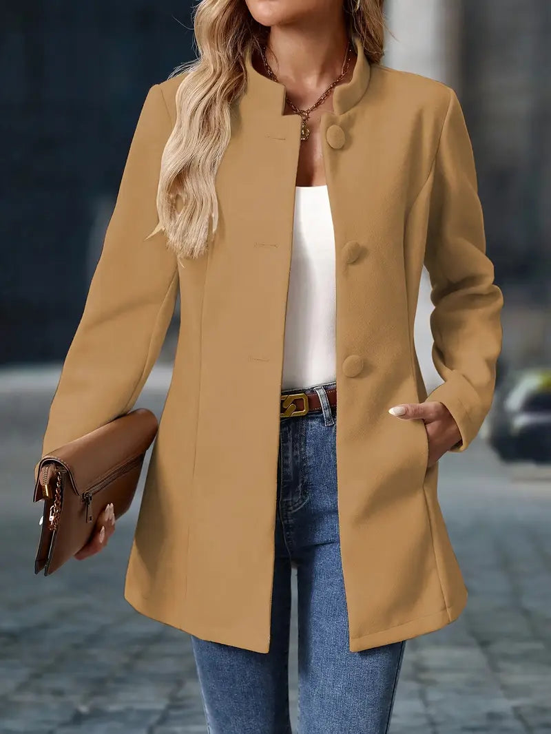 Amara | Buttoned Coat